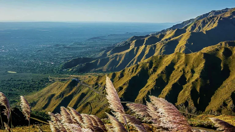 Tierras raras, minerales críticos y estratégicos: investigan el potencial geológico de San Luis